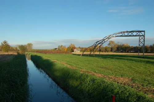 the gate in relation to the landscape